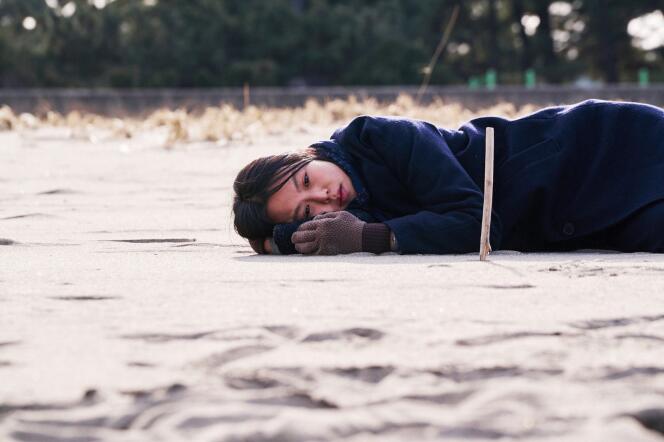 L’actrice Min-Hee Kim  dans « Seule sur la plage la nuit » d’Hong Sang-soo.