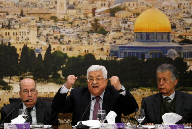 Le président de l’Autorité palestinienne, Mahmoud Abbas, durant le conseil national de l’Organisation de libération de la Palestine, à Ramallah, le 14 janvier.