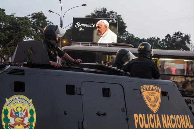 Dès le 13 janvier, d’importantes forces de sécurité ont été déployées à Lima en prévision de la visite du pape François.