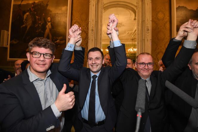 Ian Boucard (au centre) avec le sénateur LR Cédric Perrin (à gauche) et le maire de Belfort, Damien Meslot (à droite), le 4 février 2018.