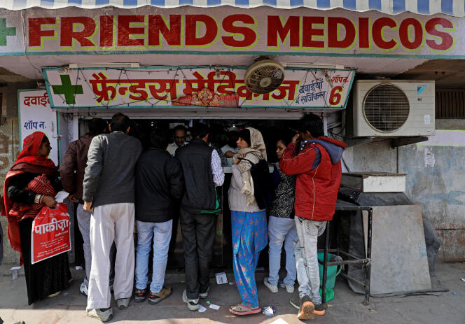 Devant une pharmacie de New Delhi, le 2 février 2018.