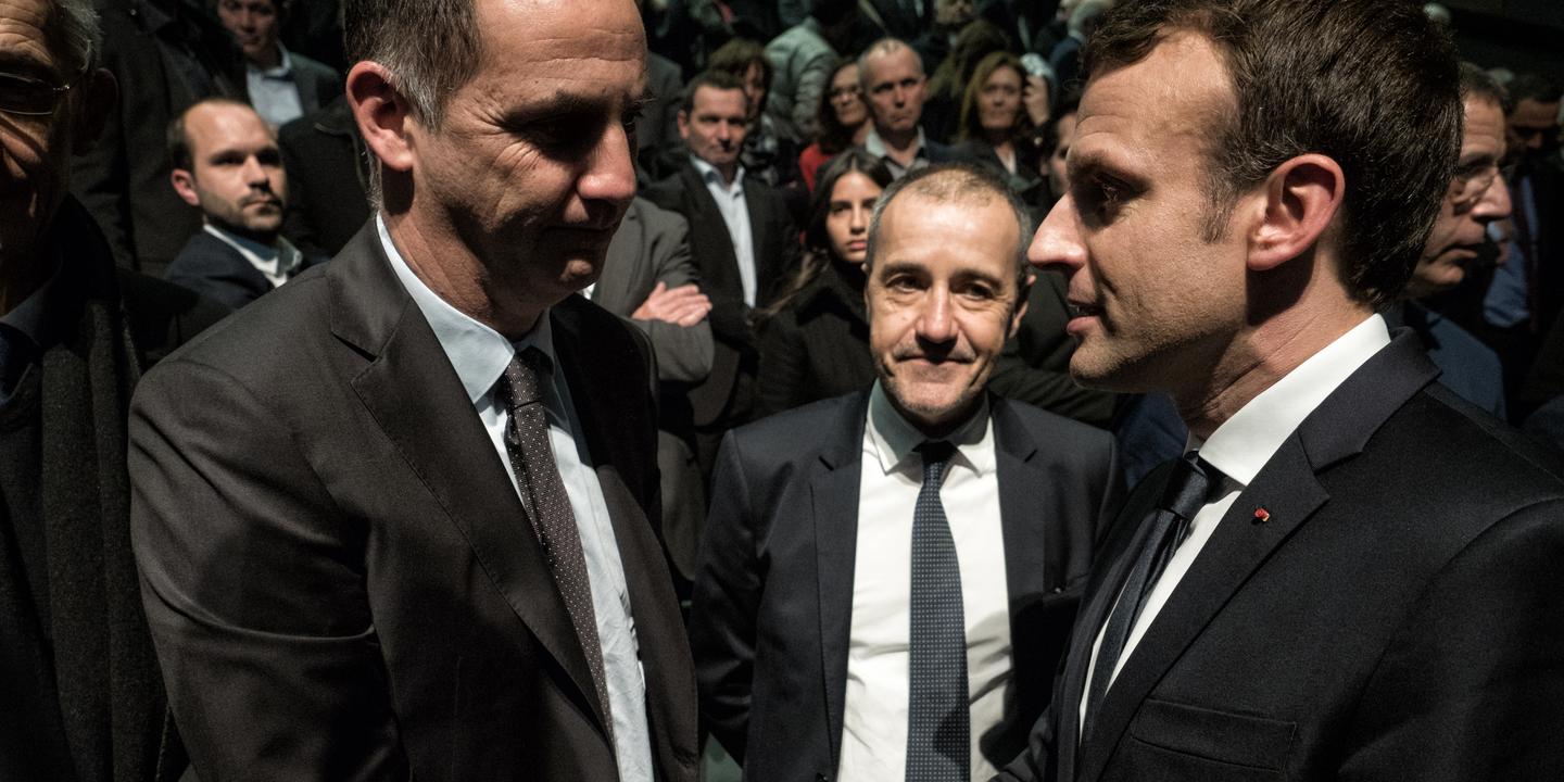 Emmanuel Macron met les dirigeants corses au pied du mur