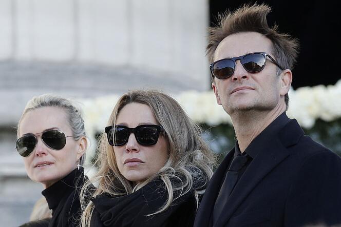 Laeticia Hallyday (à gauche), Laura Smet et David Hallyday, le 9 décembre 2017, lors des funérailles de Johnny Hallyday à Paris.