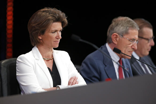 Isabelle Kocher et Gérard Mestrallet, respectivement directrice générale déléguée et PDG d’Engie, à Paris, le 28 avril 2015.