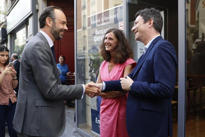 Le premier ministre, Edouard Philippe, la députée LRM de Paris Elise Fajgeles et Benjamin Griveaux, porte-parole du gouvernement, en juin 2017, à Paris.