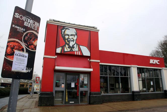 Un restaurant KFC fermé près d’Ashford, en Angleterre, le 19 février.