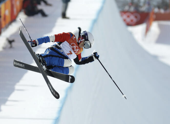 Marie Martinod a remporté l’argent en ski acrobatique (half pipe), le 20 février.