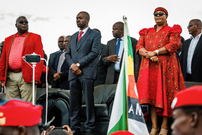 Présents aux funérailles de Morgan Tsvangirai le 20 février 2018, les trois vice-présidents du Mouvement pour le changement démocratique (MDC), créé en 1999 par l’opposant au régime de Robert Mugabe, se disputent pour sa succession.