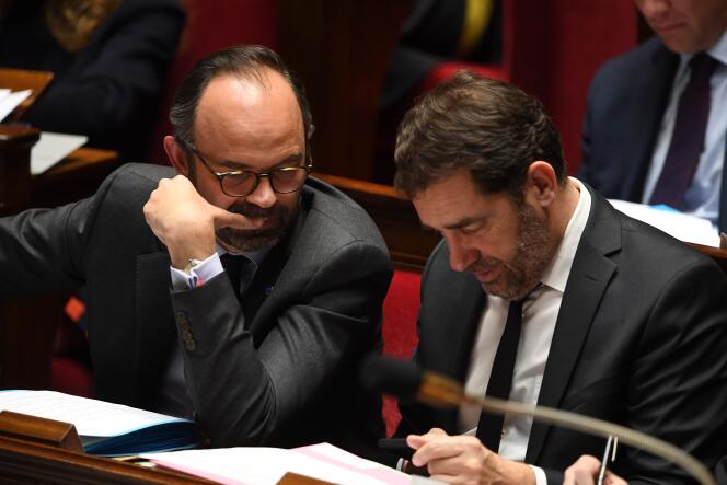 Le premier ministre, Edouard Philippe, le secrétaire d’Etat chargé des relations avec le Parlement, Christophe Castaner, le 20 février à l’Assemblée nationale.