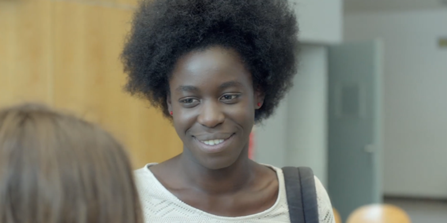 Le Bleu Blanc Rouge De Mes Cheveux « Le Bleu Blanc Rouge de mes cheveux », un film à fleur de peau