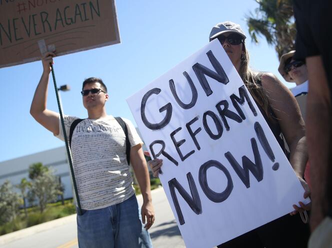 « Comme pour beaucoup de gens, la récente tragédie en Floride nous a conduits à nous pencher sur le terrible bilan de la violence avec armes à feu en Amérique », affirme BlackRock dans un communiqué.