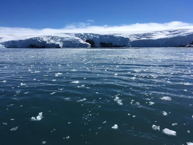 Des blocs de glace se détachent dans l’Antartique, le 1er février 2018.
