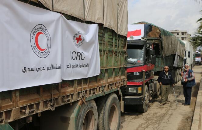 Un convoi d’aide internationale à Afrin, le 1er mars.