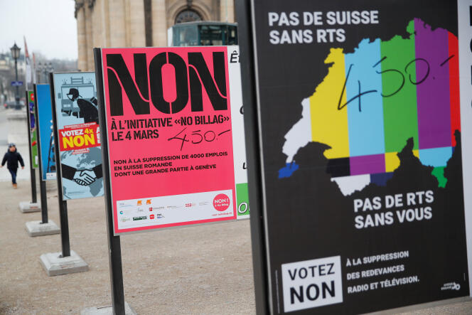Les Suisses ont majoritairement voté « non », dimanche 4 mars, à la suppression de la redevance audiovisuelle.