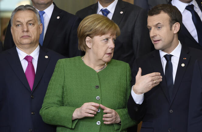La chancelière allemande Angela Merkel et Emmanuel Macron lors d’un sommet européen, à Bruxelles, le 23 janvier.