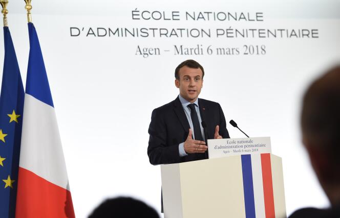 Emmanuel Macron, le 6 mars, à Agen (Lot-et-Garonne), à l’Ecole nationale d'administration pénitentiaire.