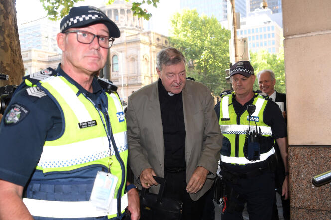 Le cardinal australien George Pell arrive au tribunal de Melbourne, en mars 2018.