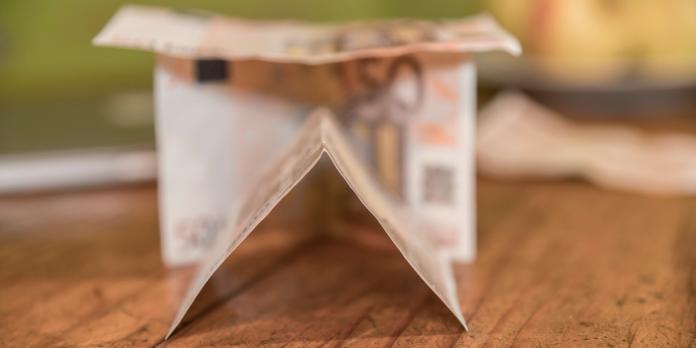 Des Transferts D Argent De Plus En Plus Surveilles