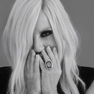 allegra versace avant après