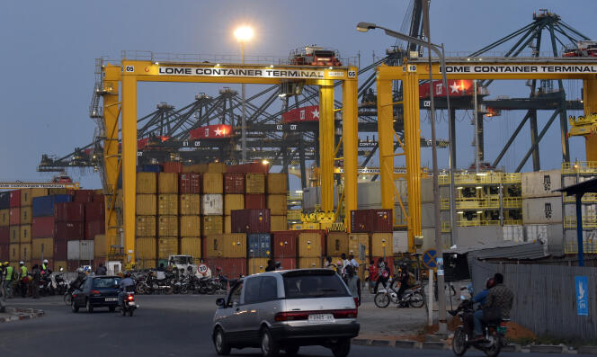 Terminal à conteneurs du port de Lomé (Togo), en avril 2015.