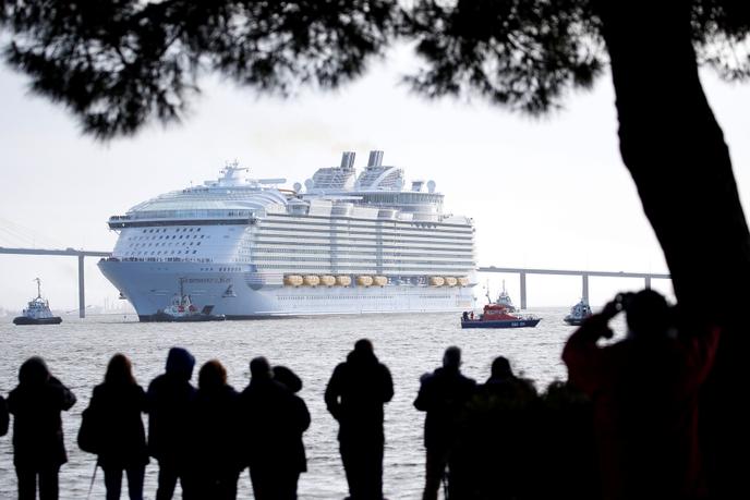 Le Plus Gros Paquebot Du Monde A Quitte Le Chantier Naval De