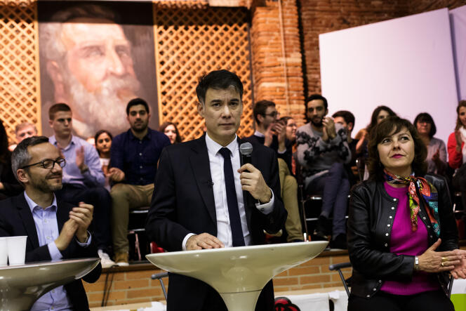 Olivier Faure lors d’une rencontre avec des militants PS de Haute Garonne, à Toulouse, le 28 mars.