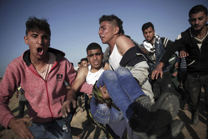 Une quinzaine de Palestiniens ont été blessées samedi lors d’affrontements le long de la frontière entre la bande de Gaza et Israël.