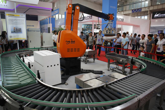 A la World Robot Conference, à Pékin, le 4 avril.
