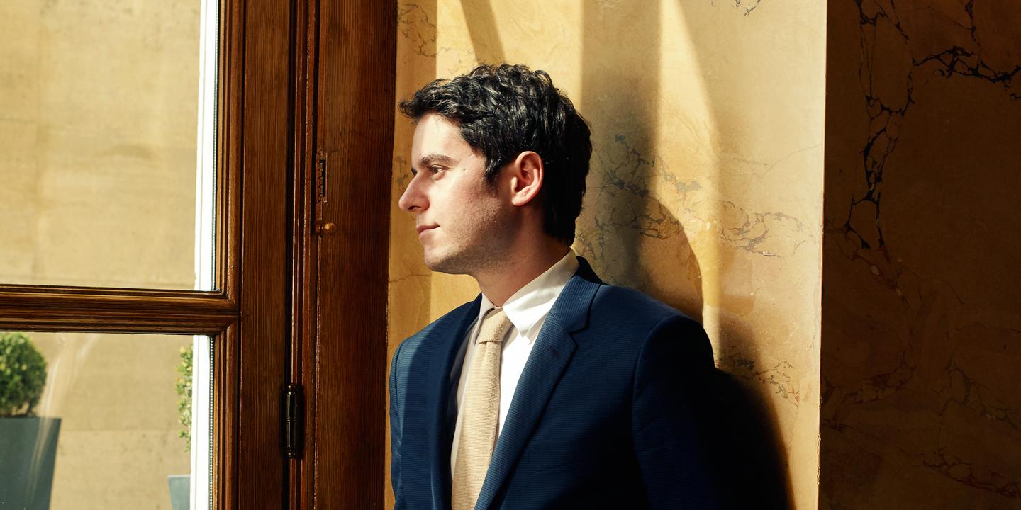 Du Parti Socialiste A La Republique En Marche La Mue Fulgurante De Gabriel Attal