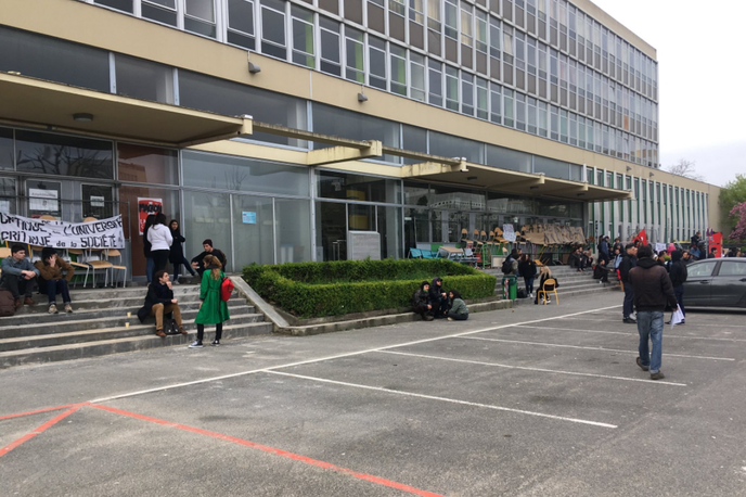 Blocage De L Universite De Nanterre Prison Requise Contre Trois