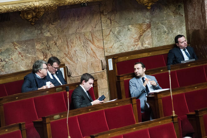 Discussion à l’Assemblée nationale sur le projet de loi pour une immigration maîtrisée et un droit d'asile, à Paris, le 16 avril.