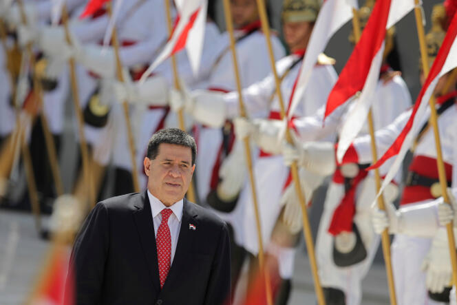 Le président paraguayen Horacio Cartes, qui laissera le pouvoir le 15 août, pourrait assister à l’inauguration de la nouvelle ambassade le 21 ou 22 mai.