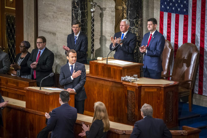 Emmanuel Macron parle devant le Congrès des Etats-Unis au Capitole à Washington DC, mercredi 25 avril.