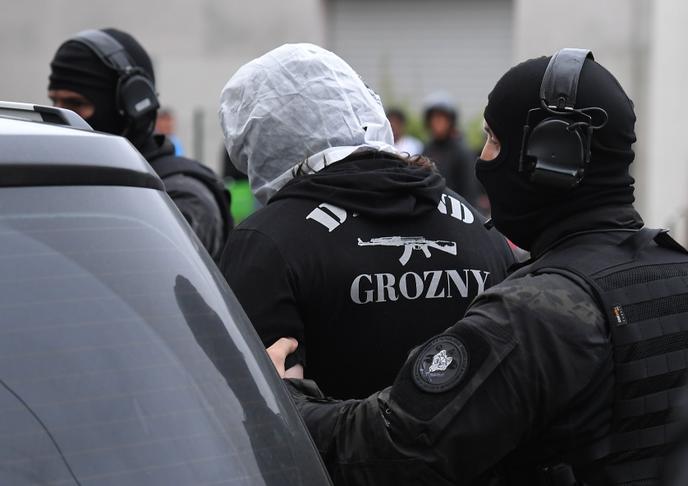 Attaque Au Couteau A Paris L Heritage Du Djihad Tchetchene Dans La Mouvance Islamiste