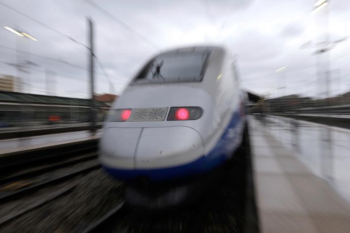 Un TGV arrive à la gare Saint-Charles de Marseille, le 14 mai 2018.