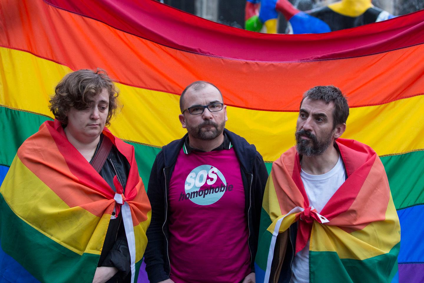 Alerte à l’homophobie