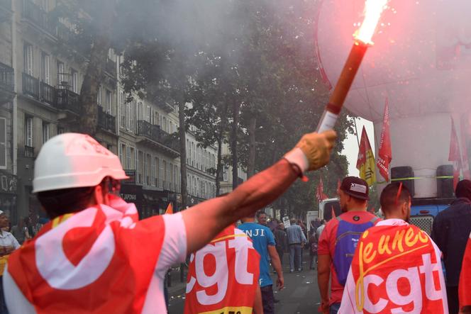 Syndicalistes de la CGT lors de la manifestation du 22 mai à Paris.