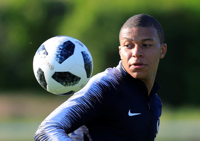 Agé de 19 ans, le Français Kylian Mbappe est le deuxième plus jeune joueur de la Coupe du monde.