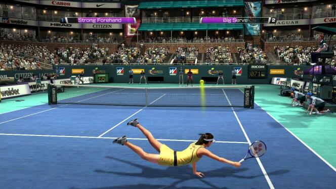 Dans la série « Virtua Tennis », les nombreux plongeons sont un moyen bien commode pour réduire la distance entre la raquette et la balle.