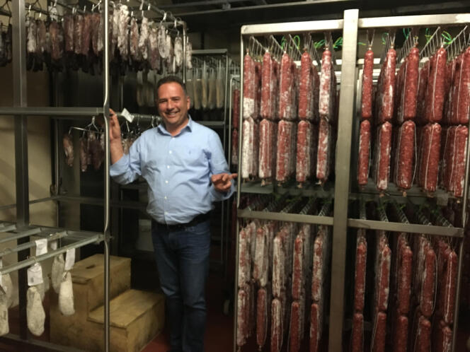 Marco Colombo, patron de Salumificio Colombo, une PME produisant du salami près de Varèse, soutient la Ligue.