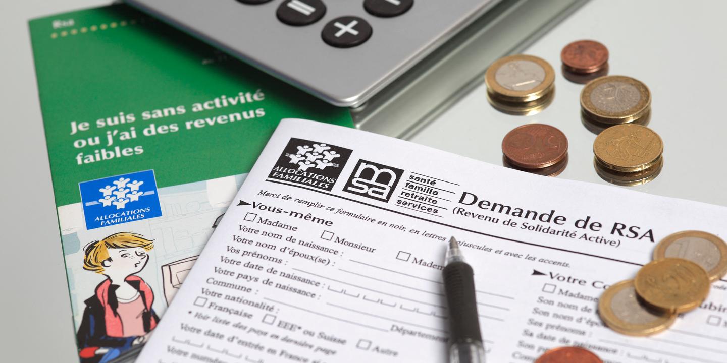 Quatre Questions Sur Les Aides Sociales En France