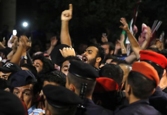 Des manifestations ont lieu en Jordanie depuis que le pays a lancé des projets de réforme.