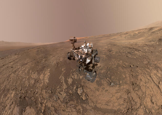 Le rover Curiosity sur le plateau de Vera Rubin Ridge, sur la planète Mars, le 23 janvier.