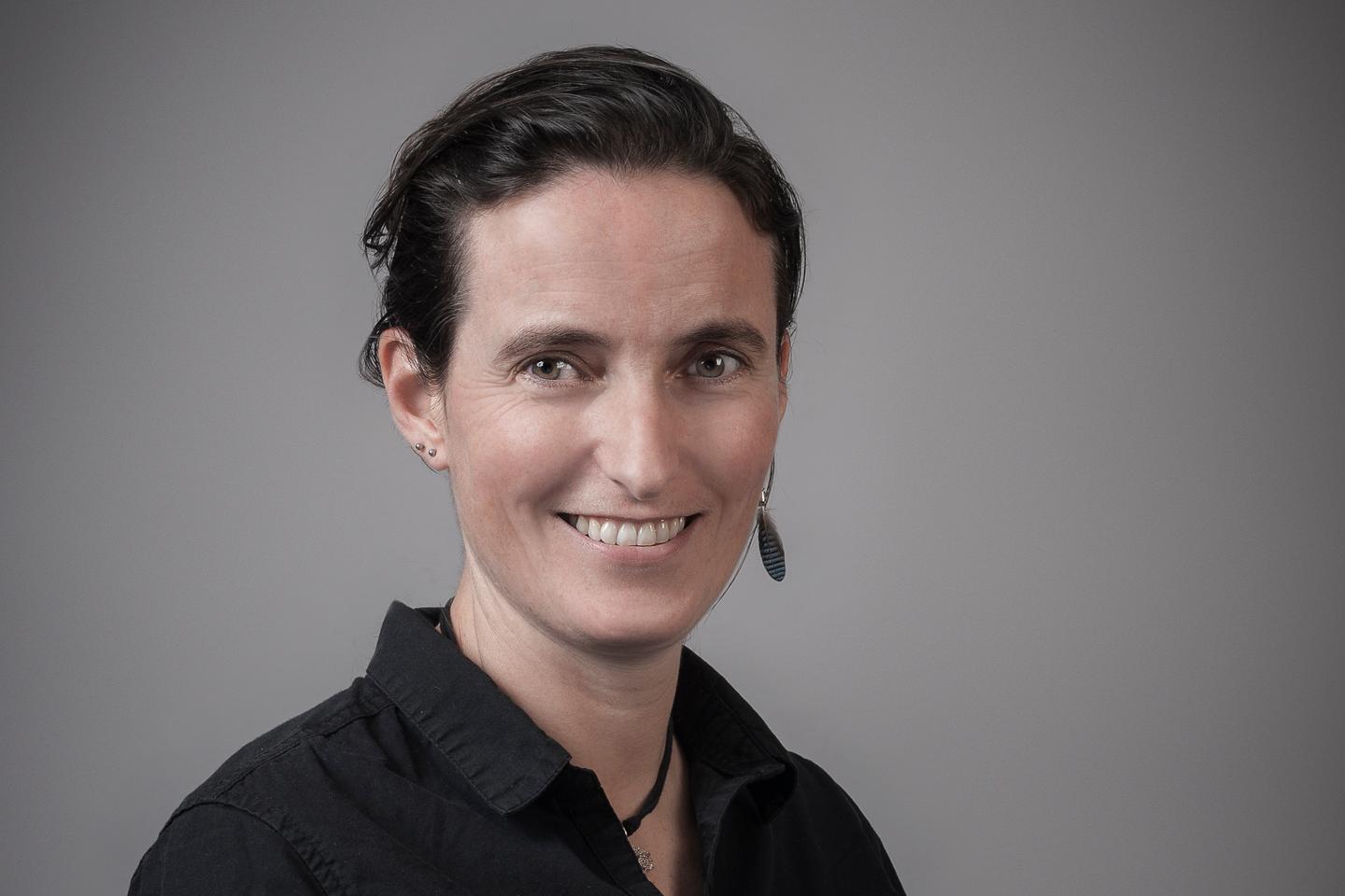 L’archéo-anthropologue qui lit dans les dépouilles l’histoire des vivants