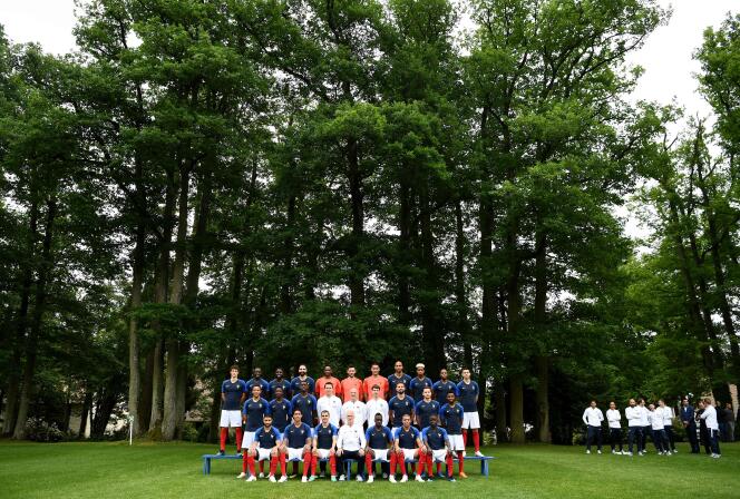 L’équipe de France, lors de la photo officielle, le 30 mai, à Clairefontaine (Yvelines).