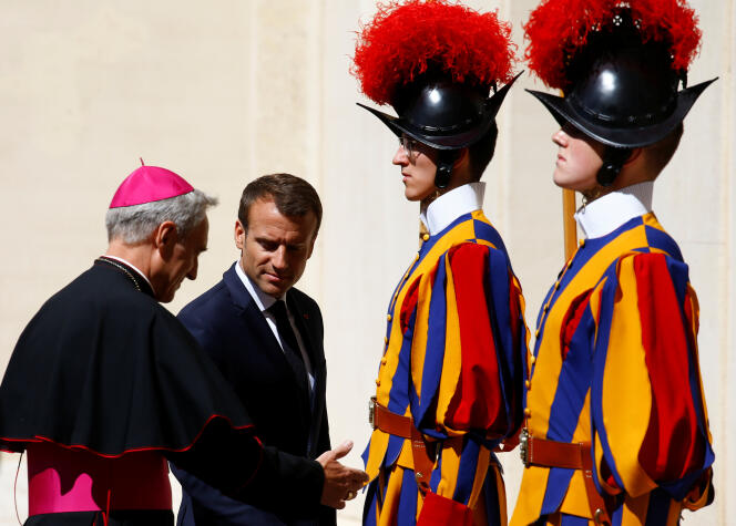 Emmanuel Macron, mardi 26 juin, au Vatican.