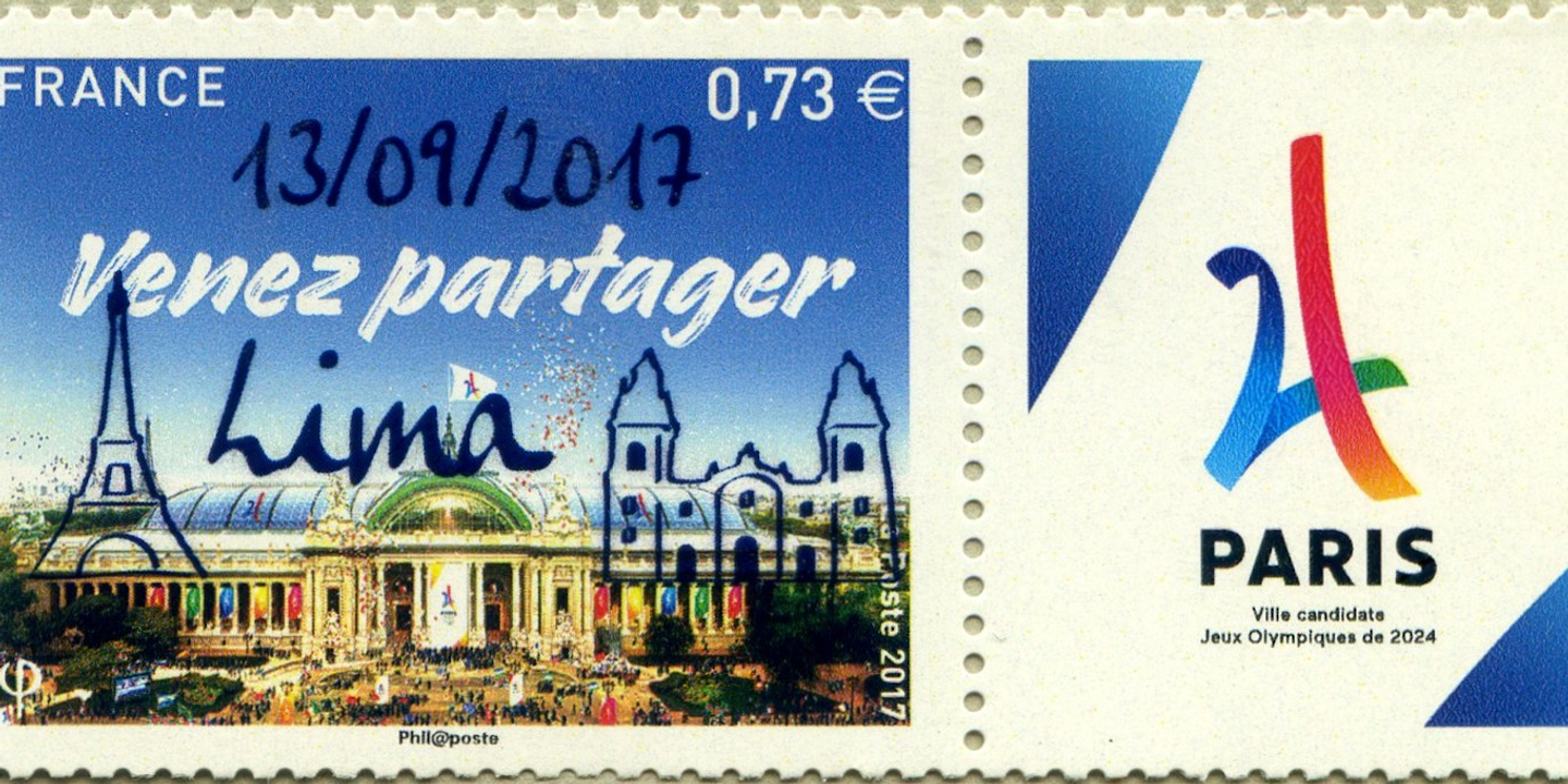 Les Philatelistes S Arrachent Les Timbres Vedettes