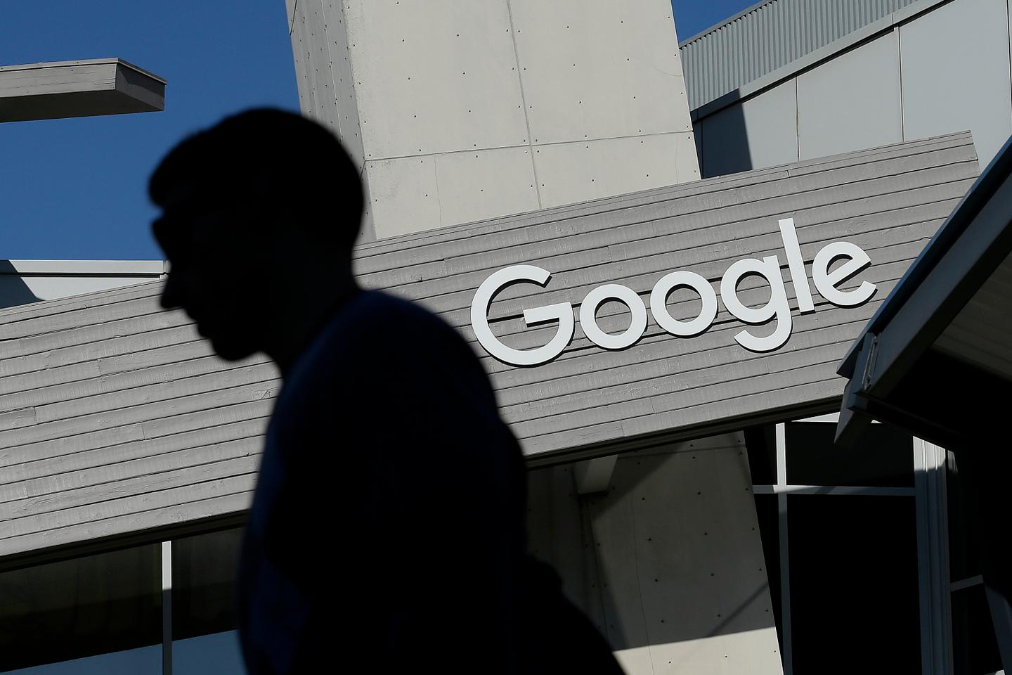 Sociologist warns that authoritarian tech leadership threatens democracy