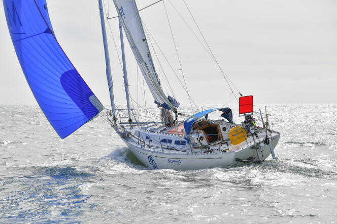 Le 1er juillet, le skippeur Jean-Luc Van den Heede s’élancera des Sables-d’Olonne pour la Golden Globe Race, un tour du monde à l’ancienne à bord de « Matmut », un monocoque de 11 mètres.