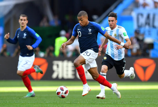 C’est notamment grâce à la vitesse de Kylian Mbappé, jeune attaquant tricolore, que les Bleus ont fait la différence, samedi 30 juin, face à l’Argentine.